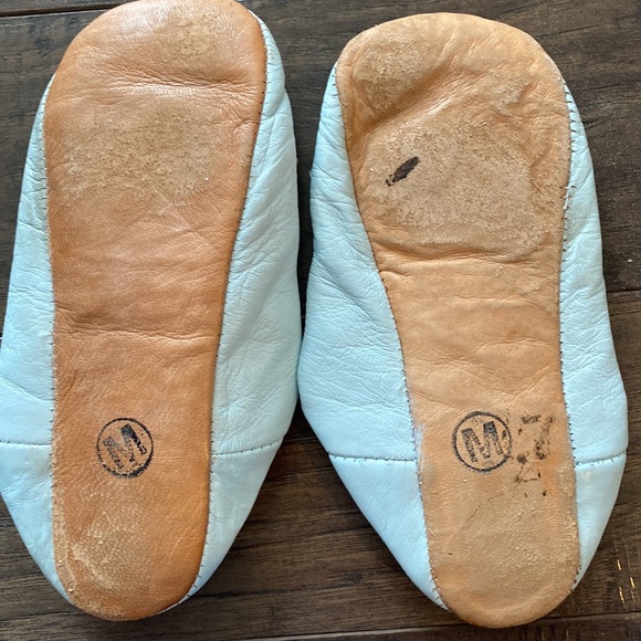 Handmade leather slippers - Picture 6 of 10